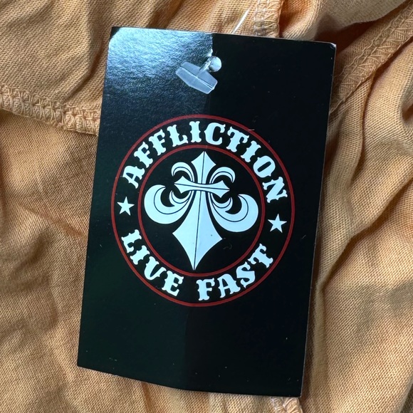 Legacy By Affliction Men's Short Sleeve Distressed Graphic T-shirt -Medium- NWT - Picture 8 of 9